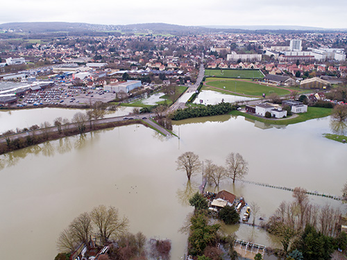 Crue majeure en Île-de-France : comment la complexité de la gestion de crise amplifie-t-elle la vulnérabilité du territoire ?