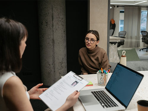 Les freins à l’emploi en Île-de-France, reflet des spécificités sociodémographiques franciliennes ? Les freins à l’emploi en Île-de-France, reflet des spécificités sociodémographiques franciliennes ?