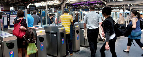 Profil horaire par jours de la semaine de la fréquentation des transports en commun