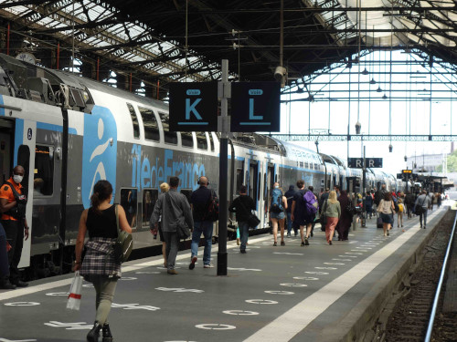 Des heures de pointe aux jours de pointe, effets de la pandémie sur le mass transit en Île-de-France