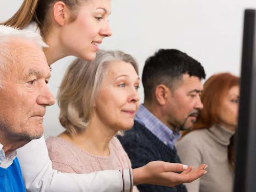 La politique d’inclusion numérique francilienne en quête d’une meilleure coordination