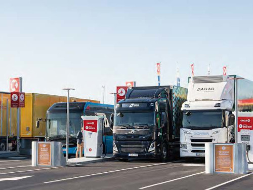 Des poids lourds « zéro émission » pour décarboner le fret routier