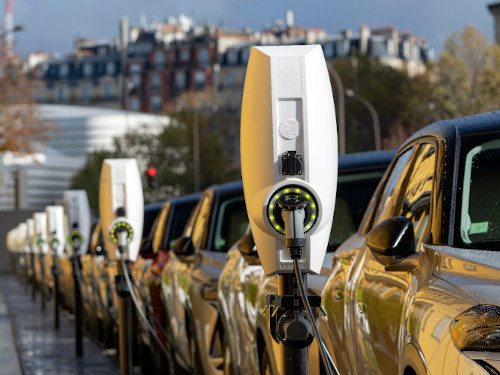 L’adoption de la voiture électrique entre dans une nouvelle phase