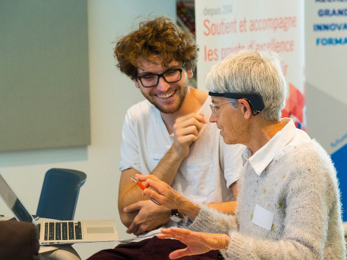 Silver tech francilienne : start-up et grands groupes métamorphosent les perspectives du bien vieillir