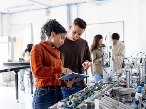 Accompagner l’innovation en Île-de-France : le rôle clé des incubateurs et des accélérateurs Accompagner l’innovation en Île-de-France : le rôle clé des incubateurs et des accélérateurs